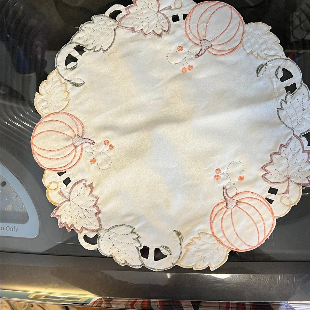 Autumn Pumpkin Embroidered Table  CenterPiece/ Runner